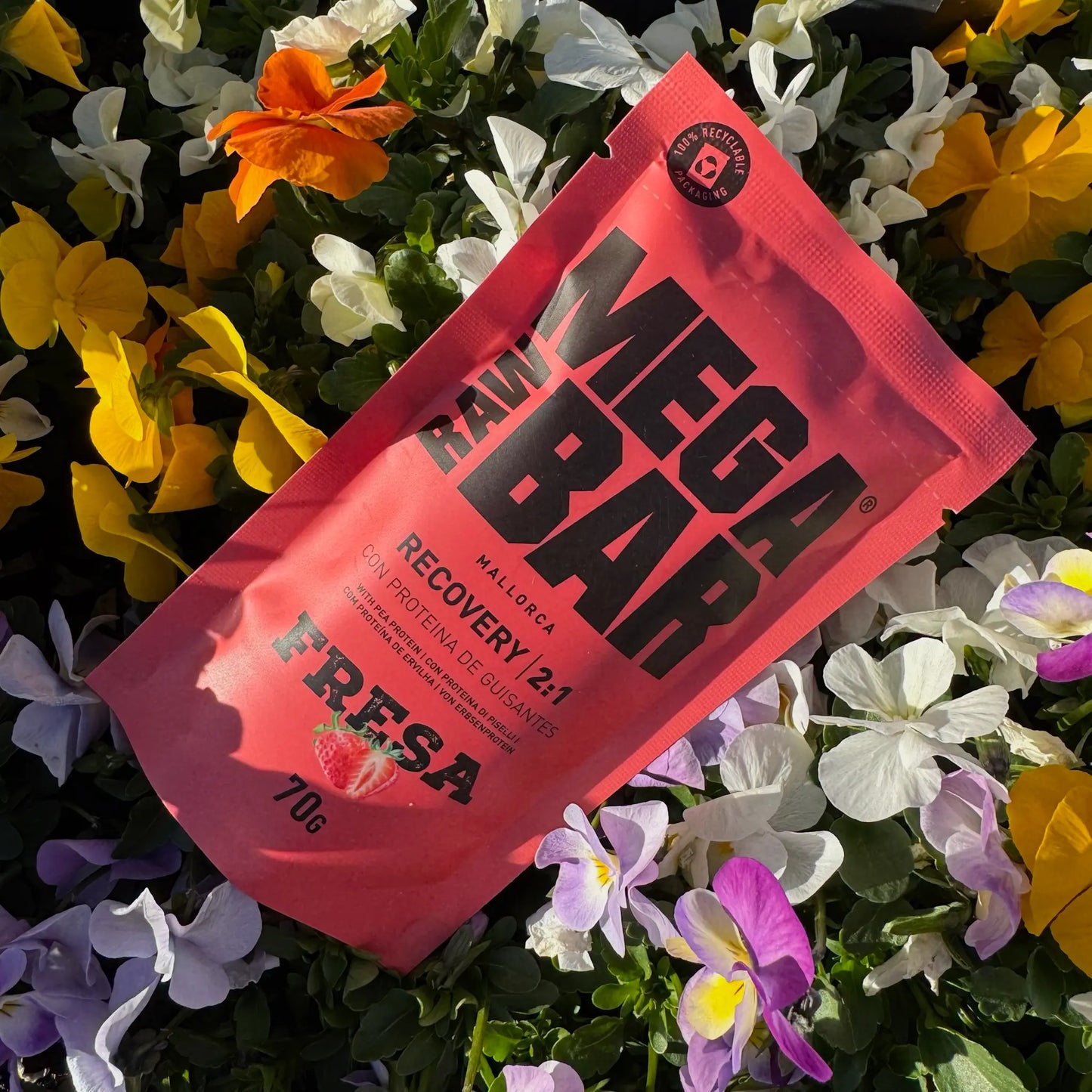 MegaRawBar Mega Recovery Drink 70g Mini Beutel für Unterwegs Geschmack Erdbeer