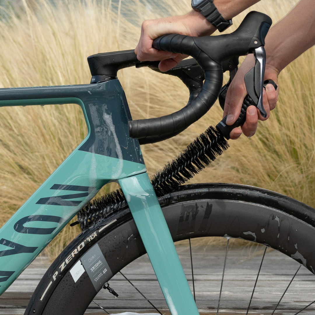 DYNAMIC BIKE CARE So Long Cleaning Brush