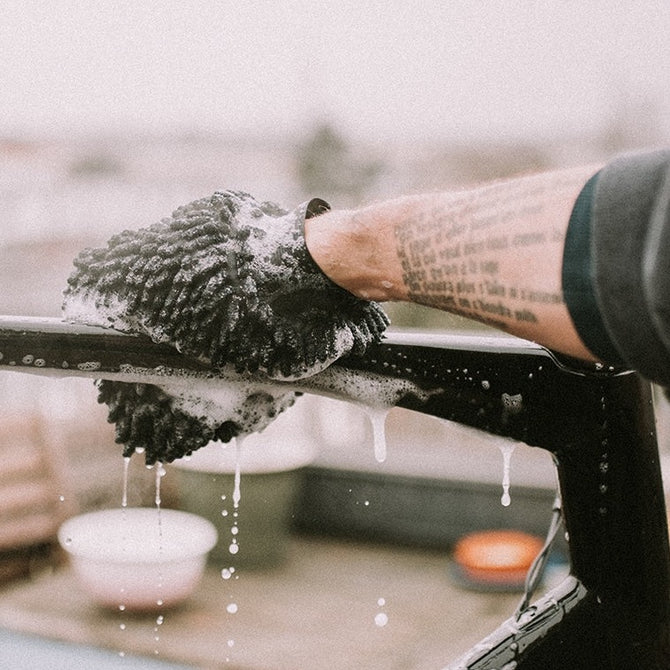 DYNAMIC BIKE CARE Microfaser Reinigungshandschuh